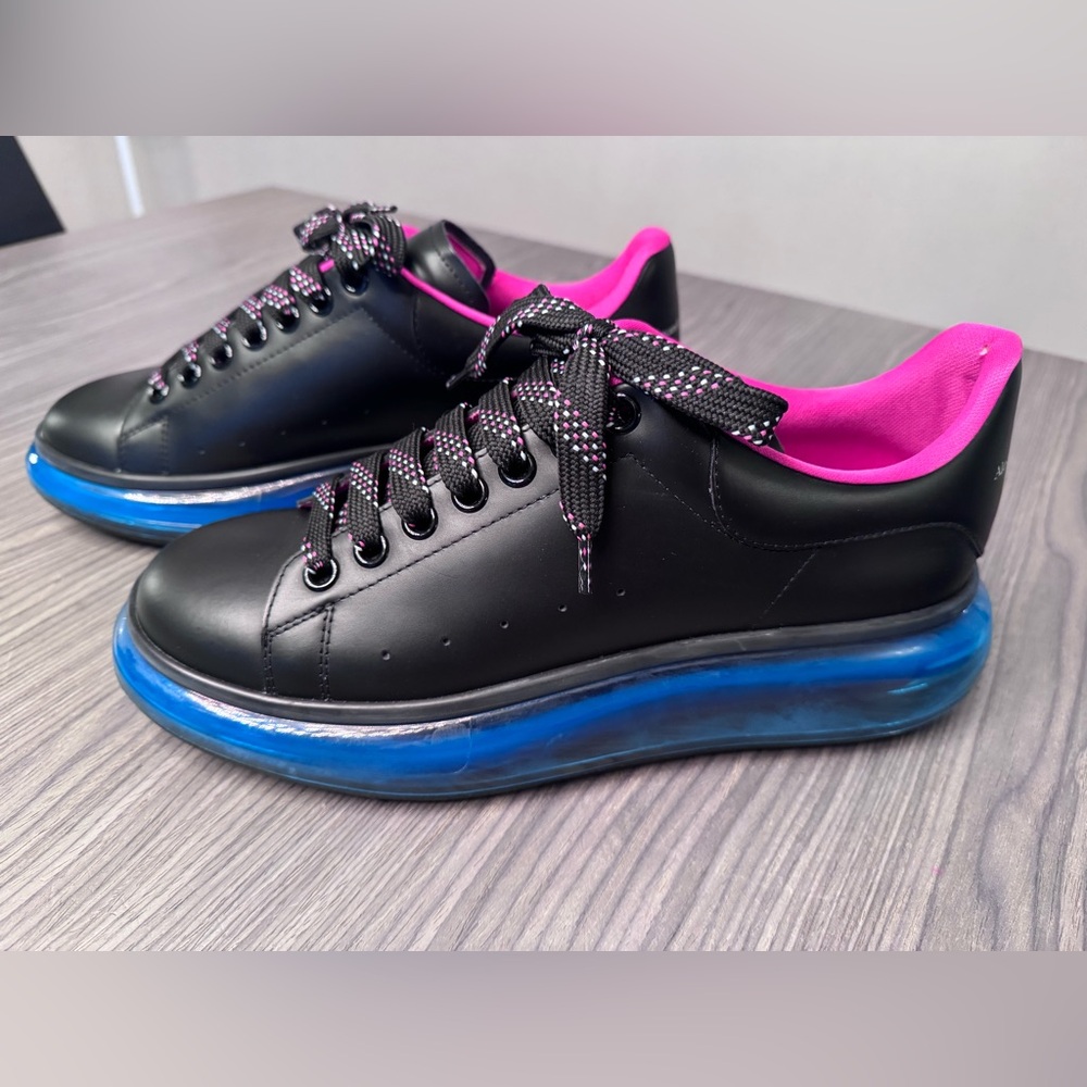 Alexander McQueen Oversized Leather Sneakers - Men’s 
42.5/ US 9.5